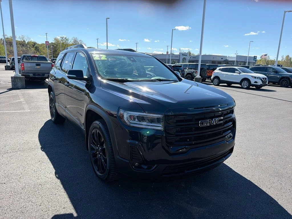 2022 GMC Acadia SLT