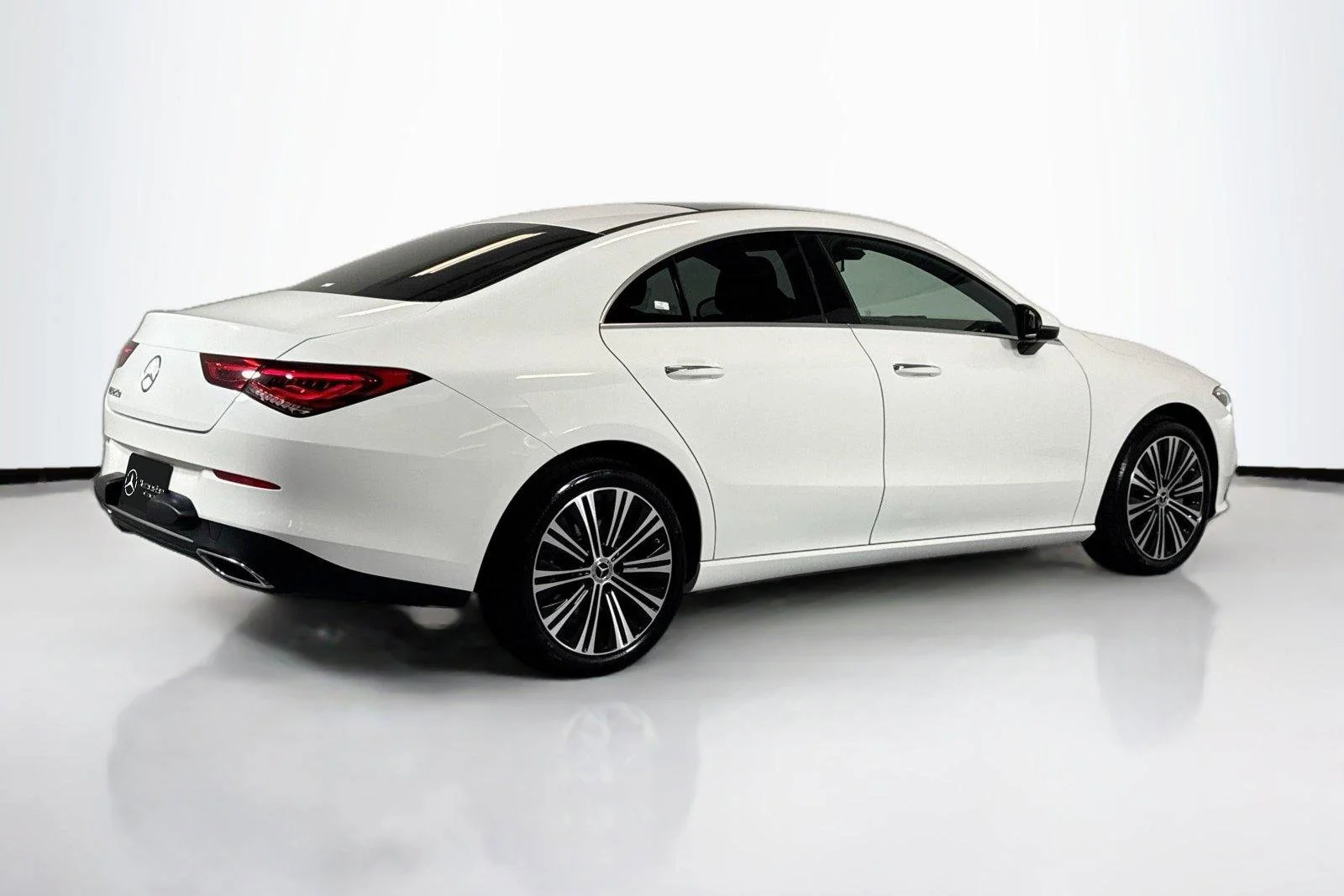 Used 2023 Polar White Mercedes-Benz CLA 250 image 5