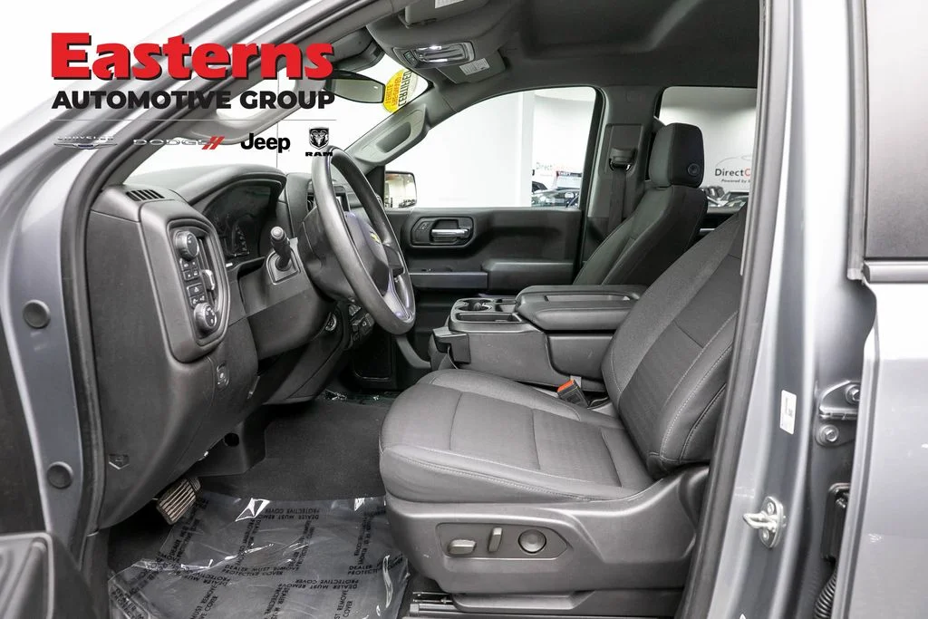 Used 2024 Gray Chevrolet Custom image 15