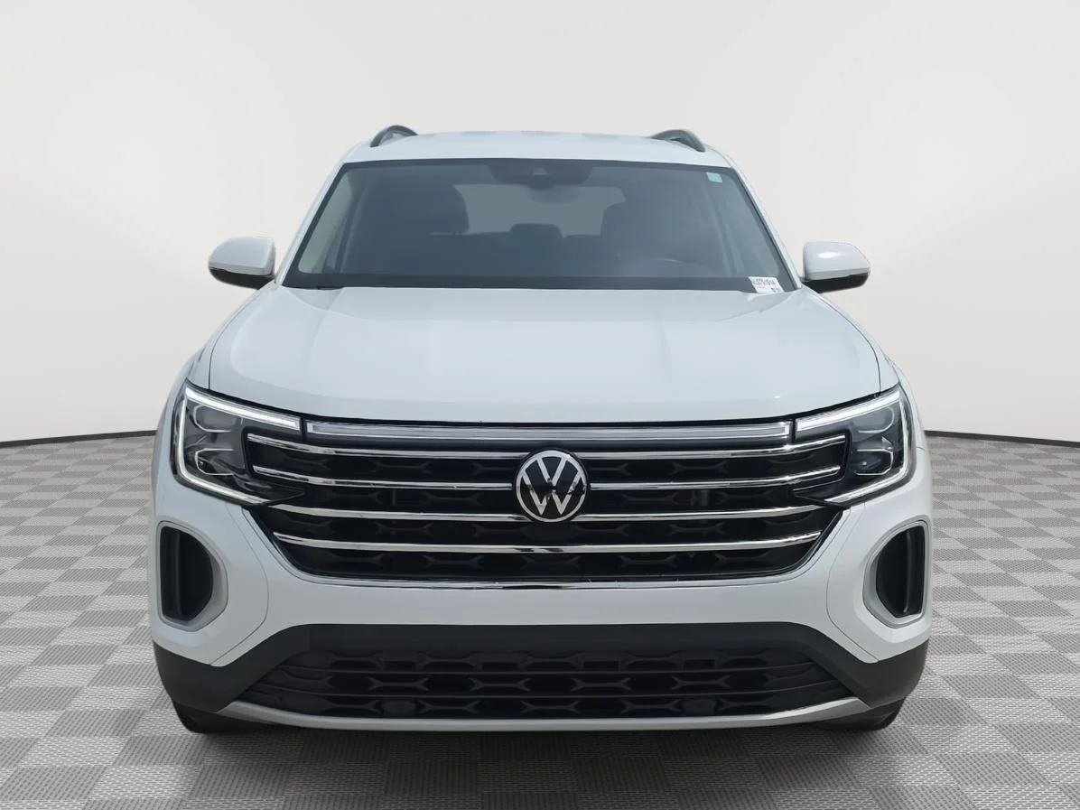Used 2024  Volkswagen 2.0T SE image 22