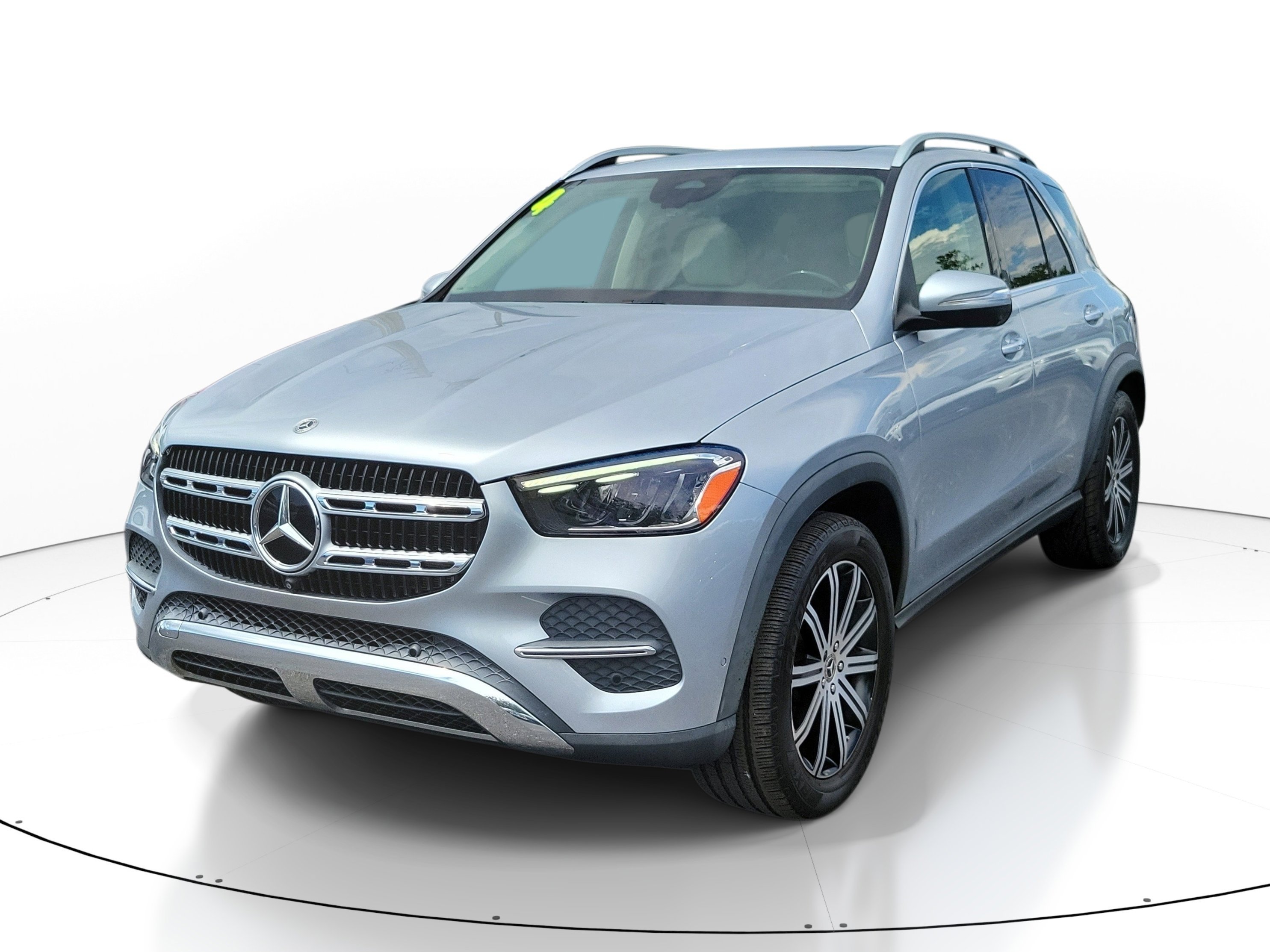 Used 2024 Silver Mercedes-Benz GLE 350 image 2