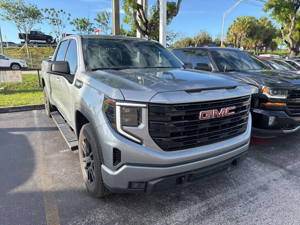 Used 2025 Sterling Metallic GMC Elevation image 1