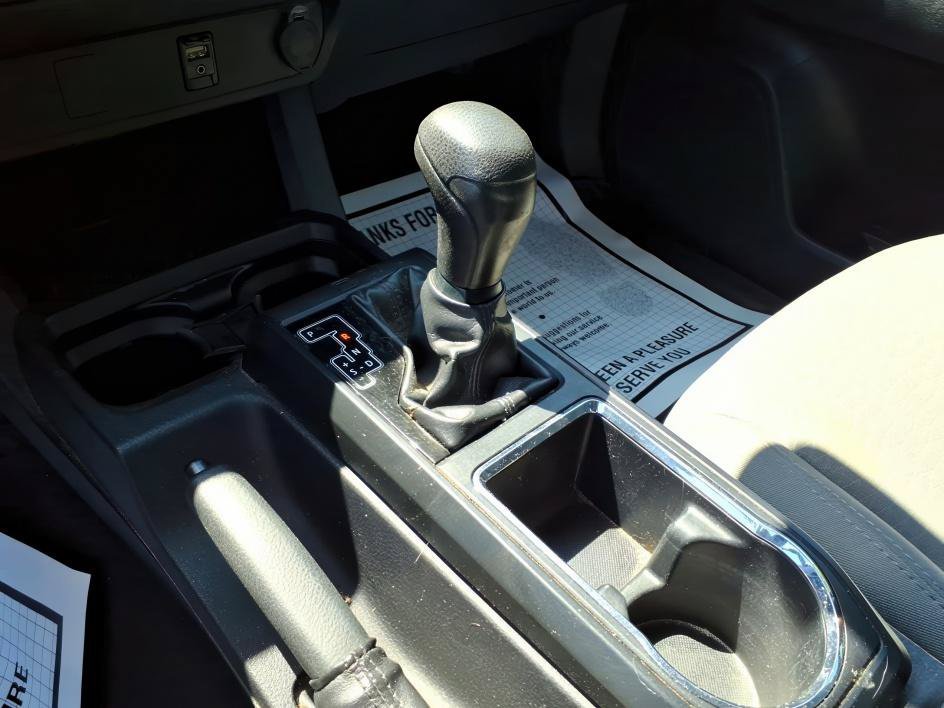 Used 2018 Midnight Black Metallic Toyota SR image 20