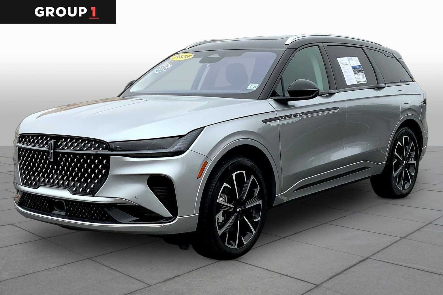 2025 Lincoln Nautilus Reserve AWD's photo