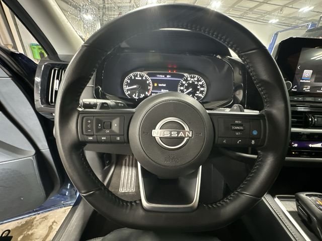 2025 Nissan Pathfinder SV - Photo 15
