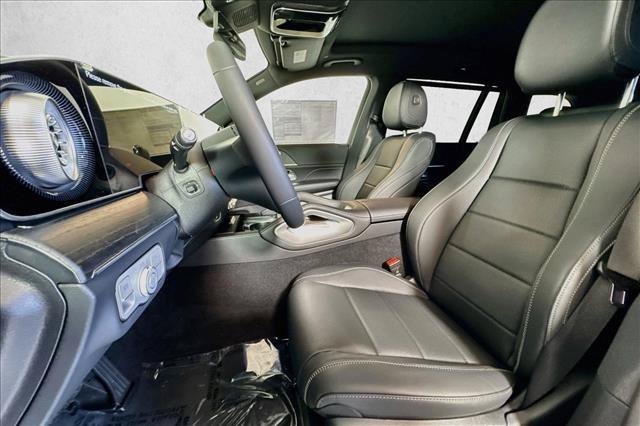 New 2027 Black Mercedes-Benz GLS 450 image 48