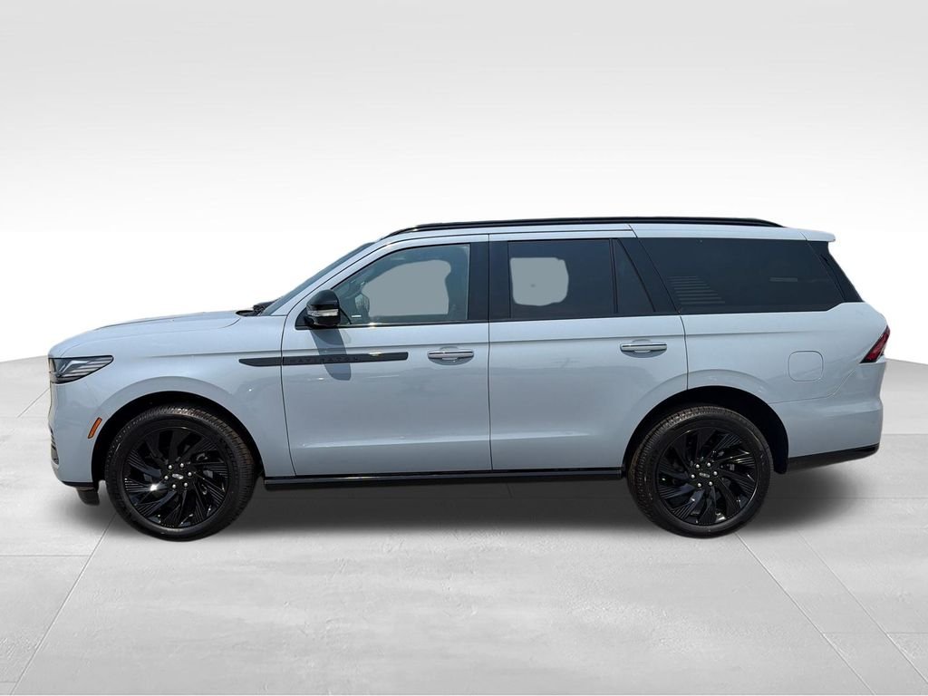 New 2027 Gray Lincoln Reserve image 2