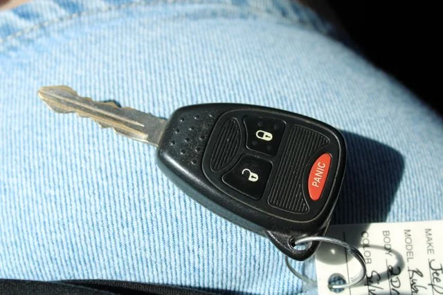 Used 2007 Silver Jeep Rubicon image 25