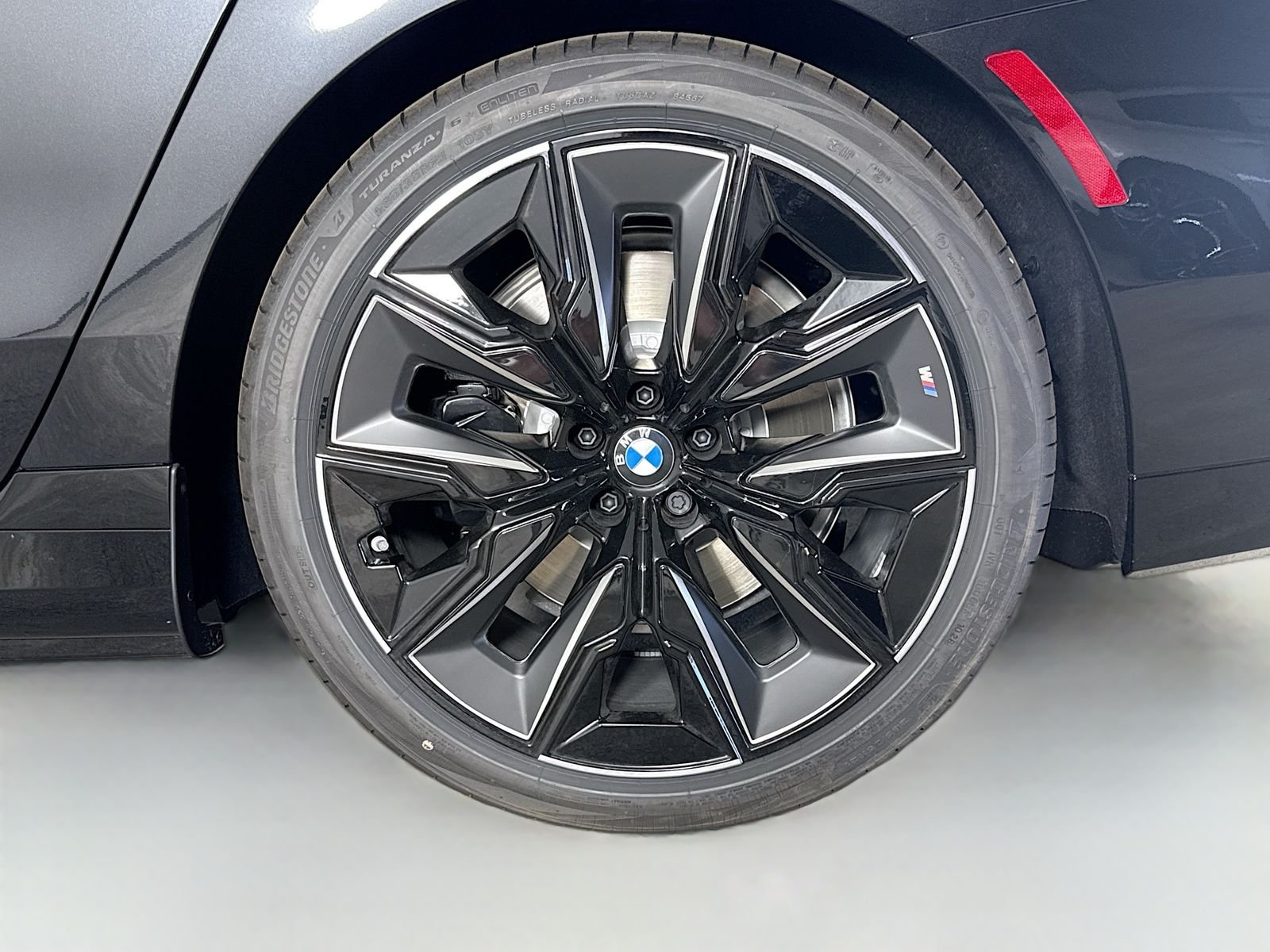 New 2026 Black Sapphire Metallic BMW eDrive50 image 33