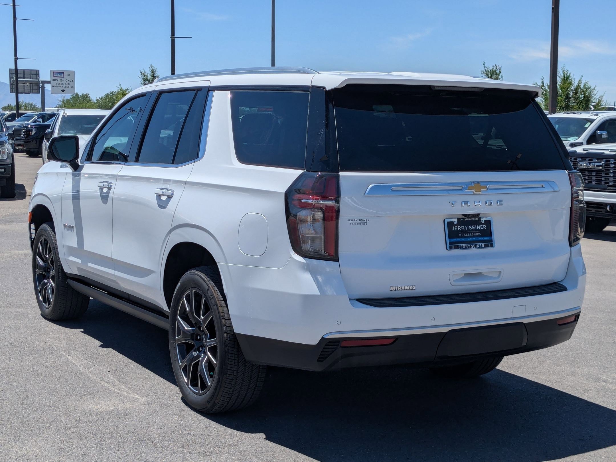 Certified Used 2023 Summit White Chevrolet High Country image 3