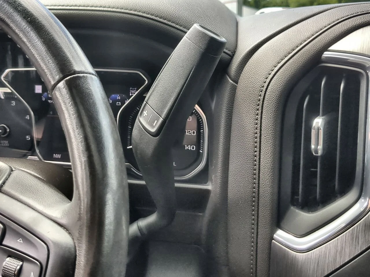Used 2022 Summit White GMC Denali image 16