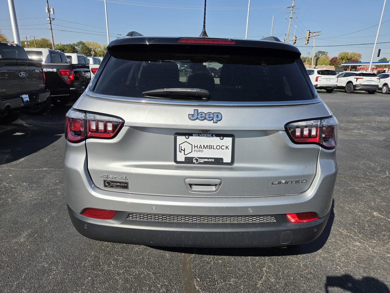 Used 2021 Billet Silver Metallic Clearcoat Jeep Limited image 6