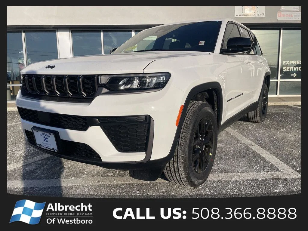 New 2026 Bright White Clear-Coat Exterior Paint Jeep Altitude image 1