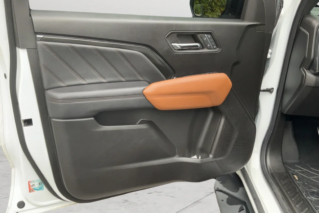 2024 GMC Canyon AT4 - Photo 10