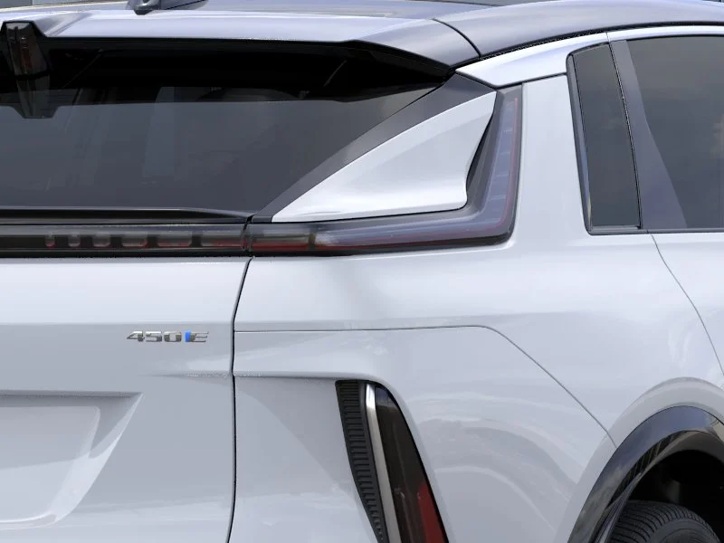 New 2026 Vibrant White Tricoat Cadillac Premium Luxury image 11
