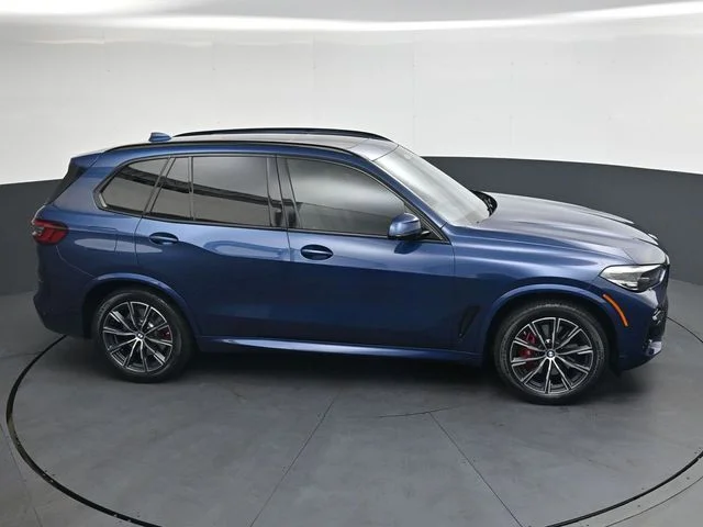 Used 2021 Blue BMW xDrive40i image 29
