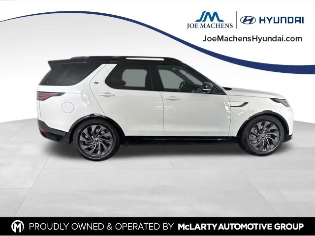 Used 2023  Land Rover S R-Dynamic image 4
