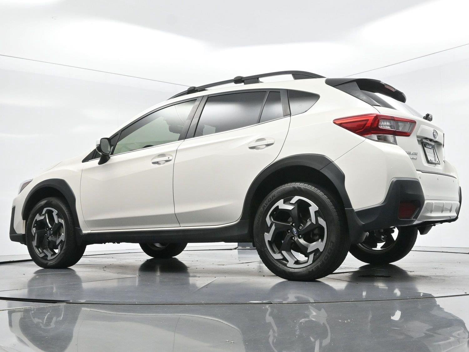 Used 2022 Crystal White Pearl Subaru Limited image 46