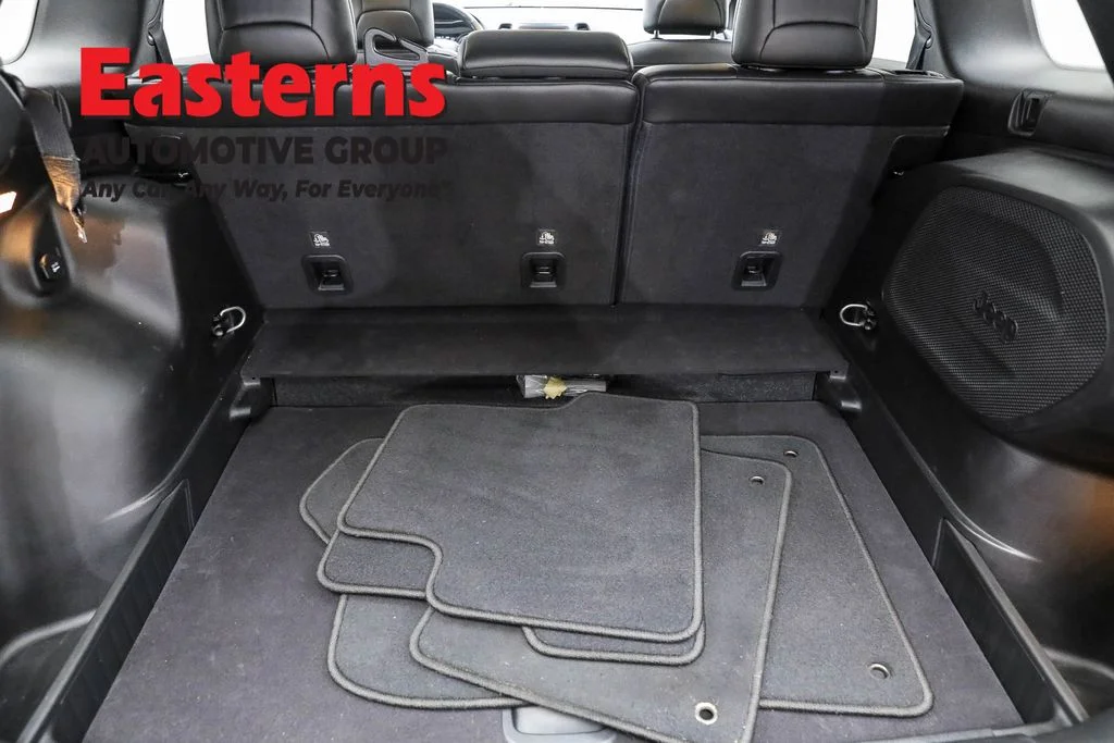 Used 2021 Orange Jeep Latitude Plus image 9