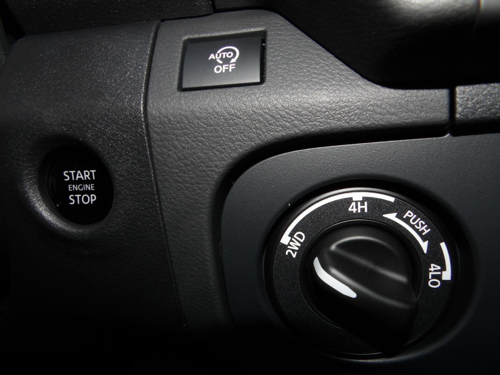 New 2026 Glacier White Nissan Crew Cab PRO-4X® image 25