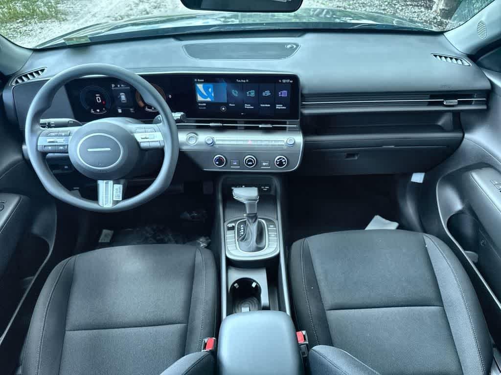 New 2027 Ecotronic Gray Pearl Hyundai SE FWD image 23