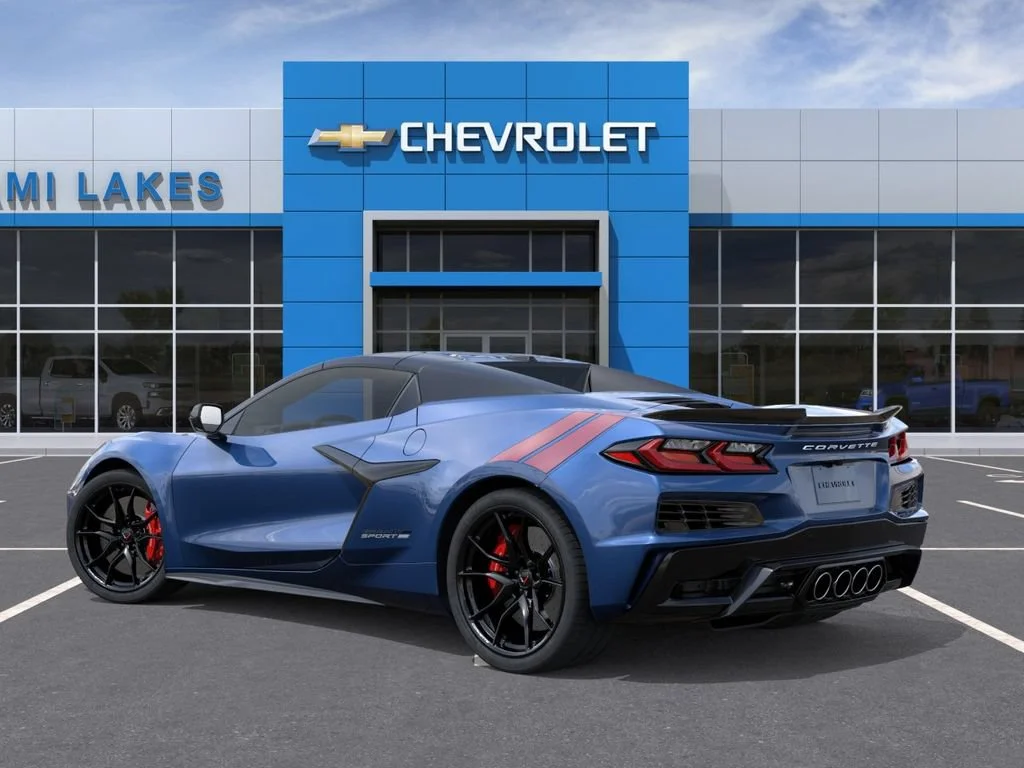 New 2027 Admiral Blue Metallic Chevrolet 1LT image 3