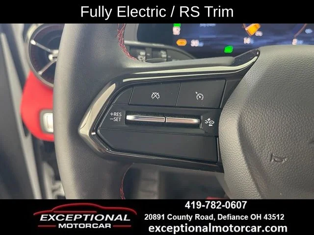 Used 2024 White Chevrolet RS image 39
