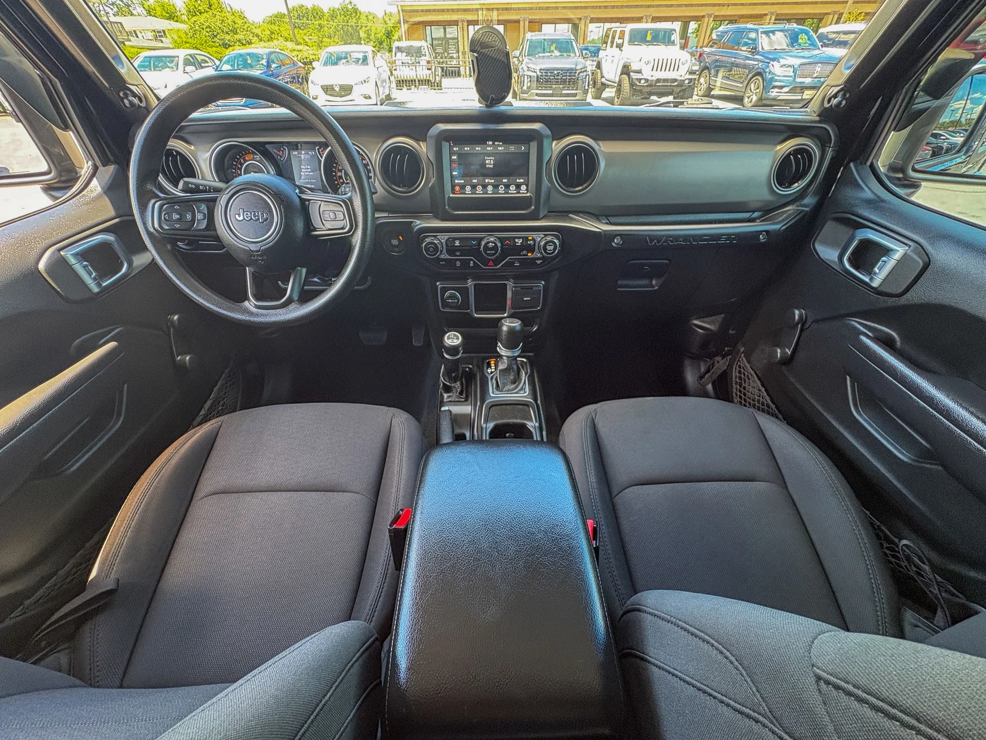 Used 2022 Black Jeep  image 28