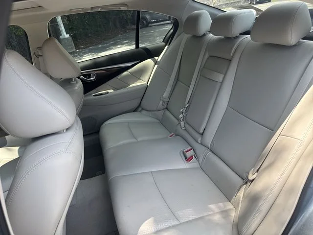 Used 2018 Blue INFINITI 3.0t LUXE image 14