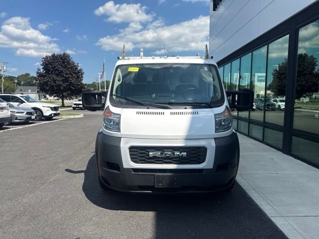 Used 2019 White Ram Low Roof image 8