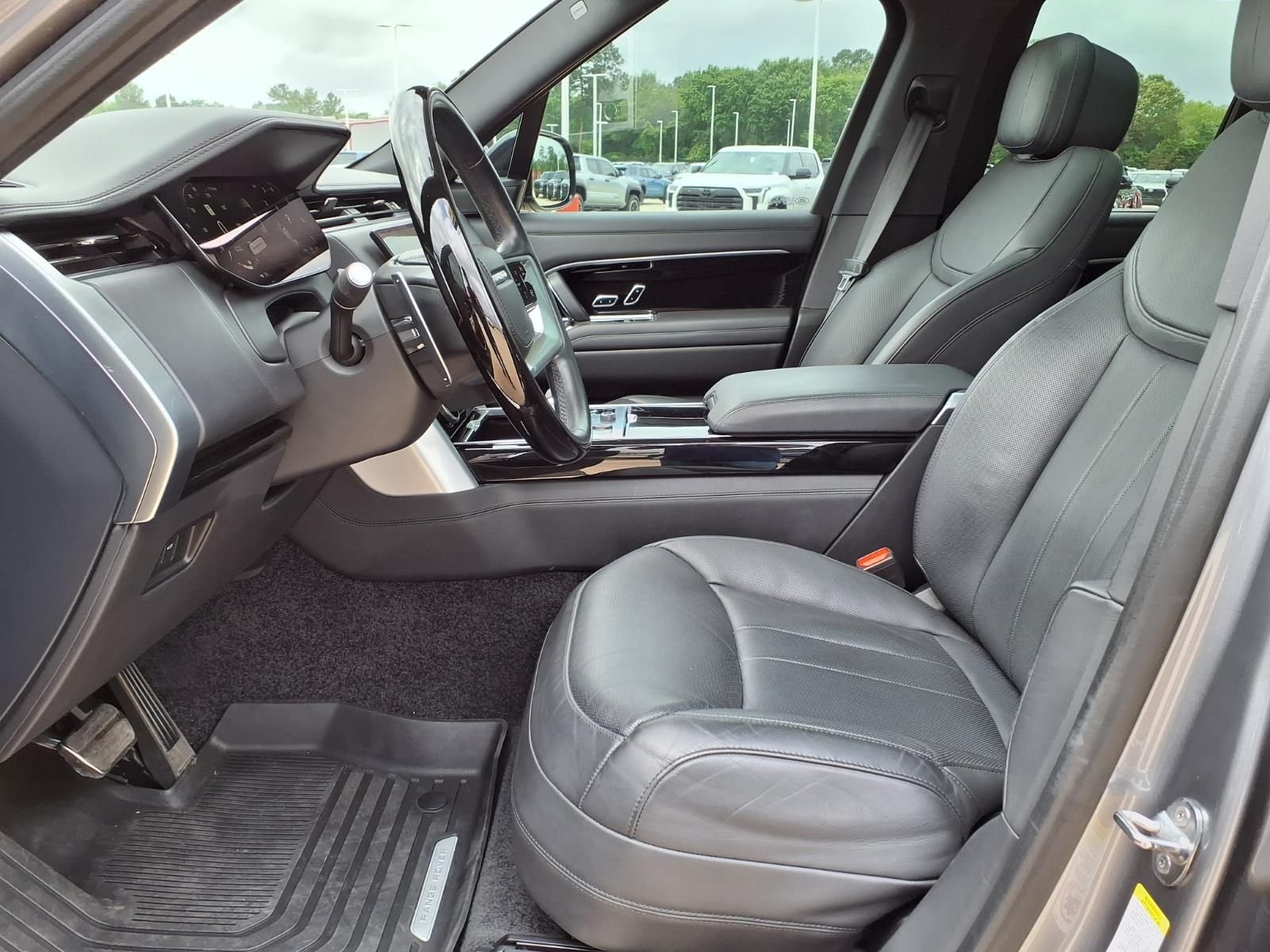 Used 2023 Eiger Gray Metallic Land Rover SE image 19