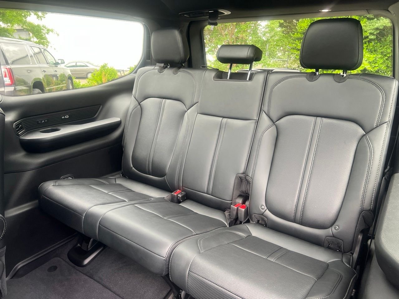 New 2026 High Gloss Black Exterior Paint Jeep Limited Reserve image 17