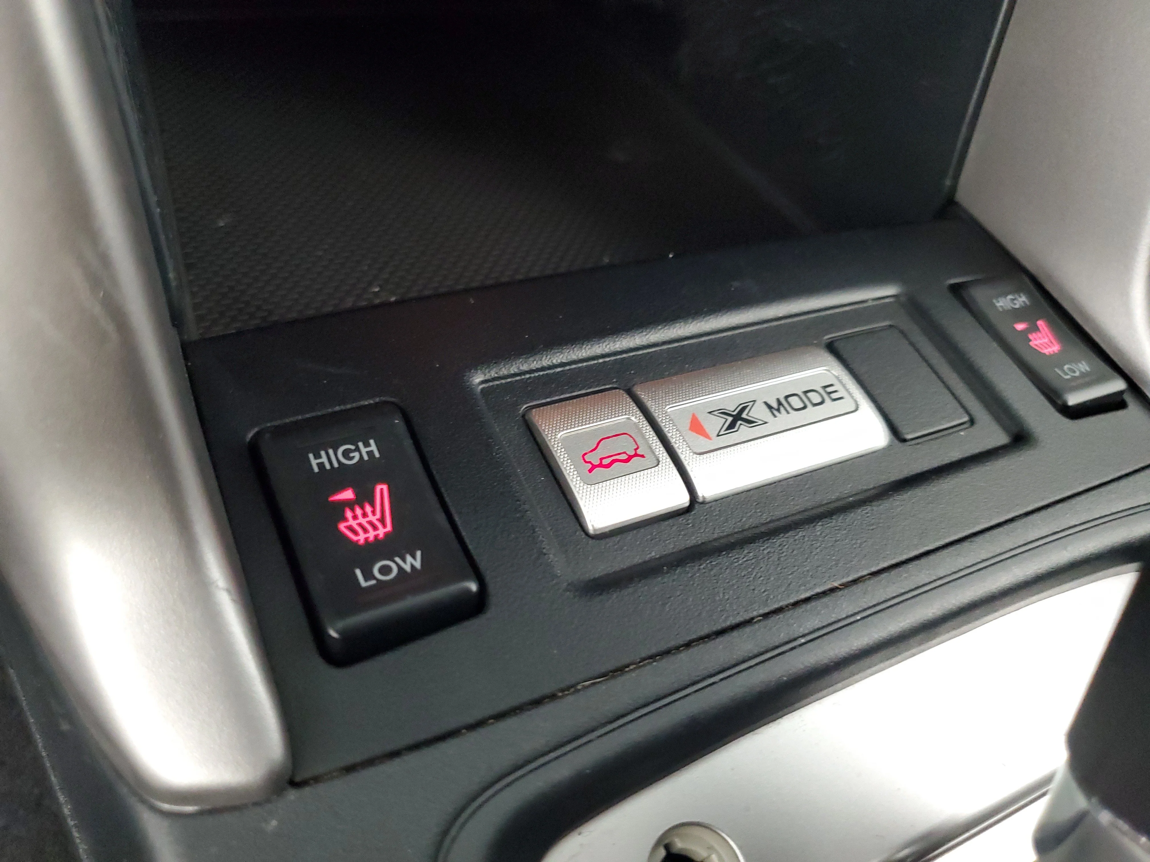 Used 2017 Crystal Black Silica Subaru Premium image 18