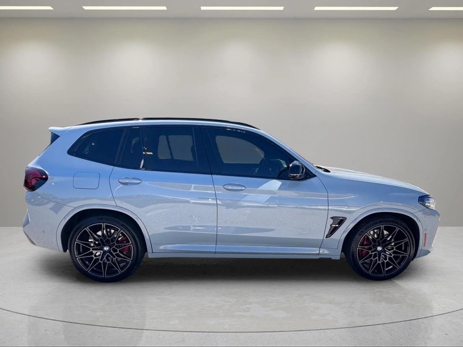 Used 2024 Brooklyn Grey Metallic BMW Competition image 5