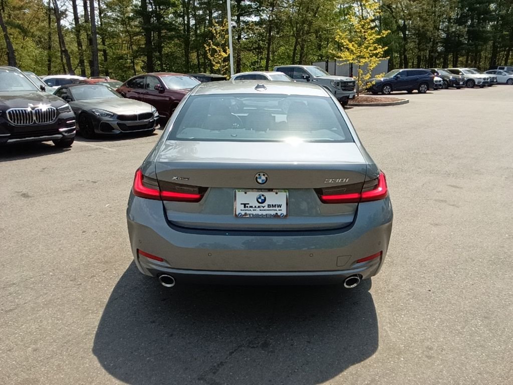Used 2023 Skyscraper Grey Metallic BMW 330i xDrive image 6