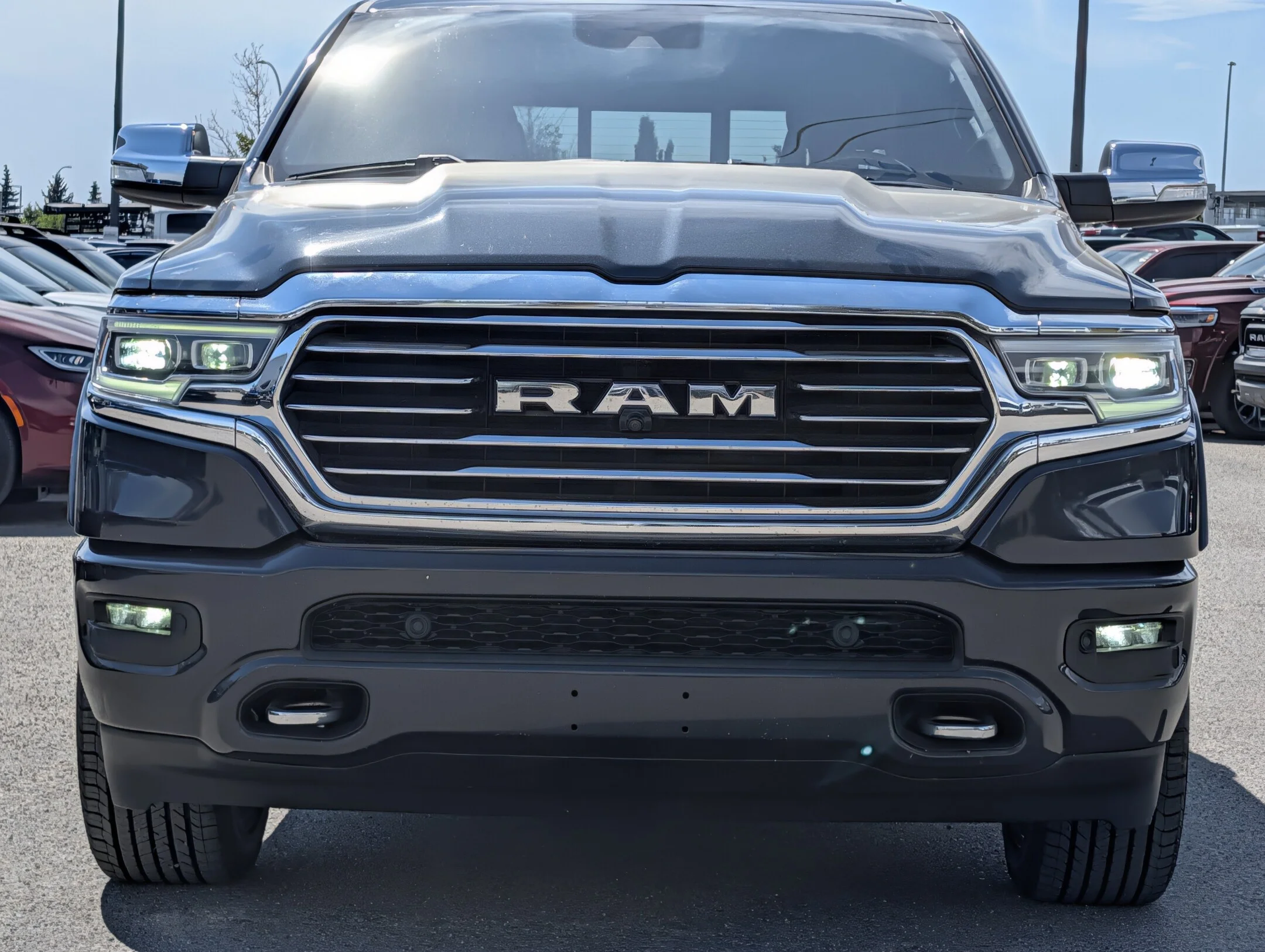Certified Used 2020 Silver RAM Longhorn - 4x4 - EcoDiesel - Panoramic Sunroo - Longhorn 4x4 Crew Cab 57 Box image 3
