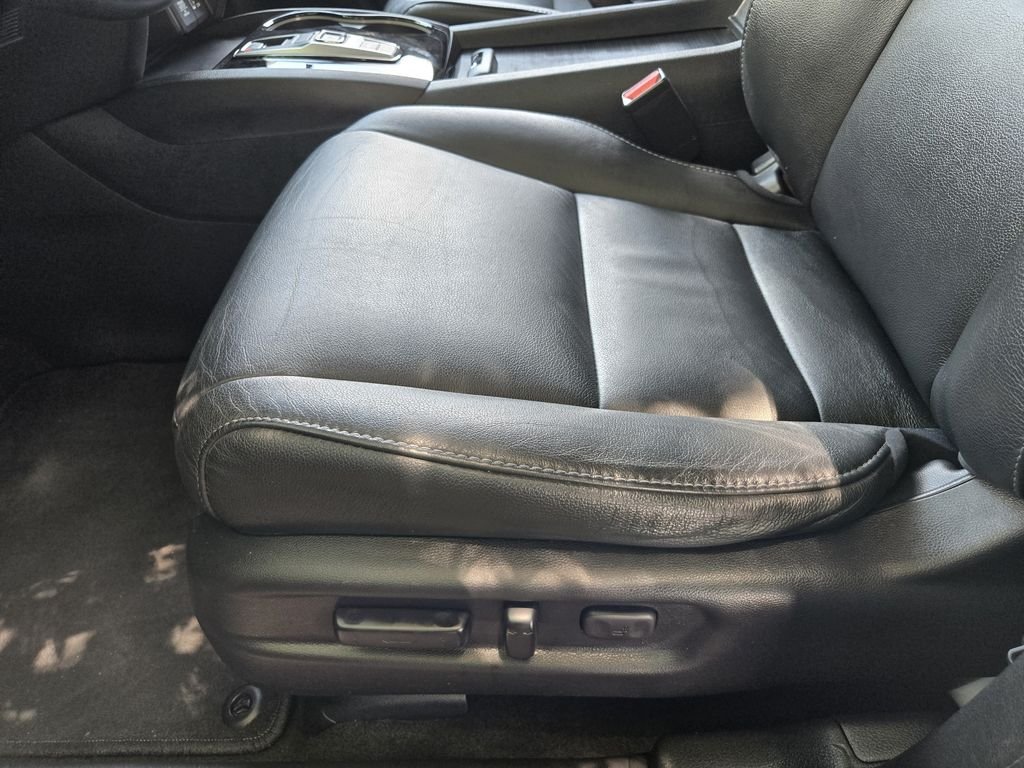 Used 2021 Gray Honda Touring image 18