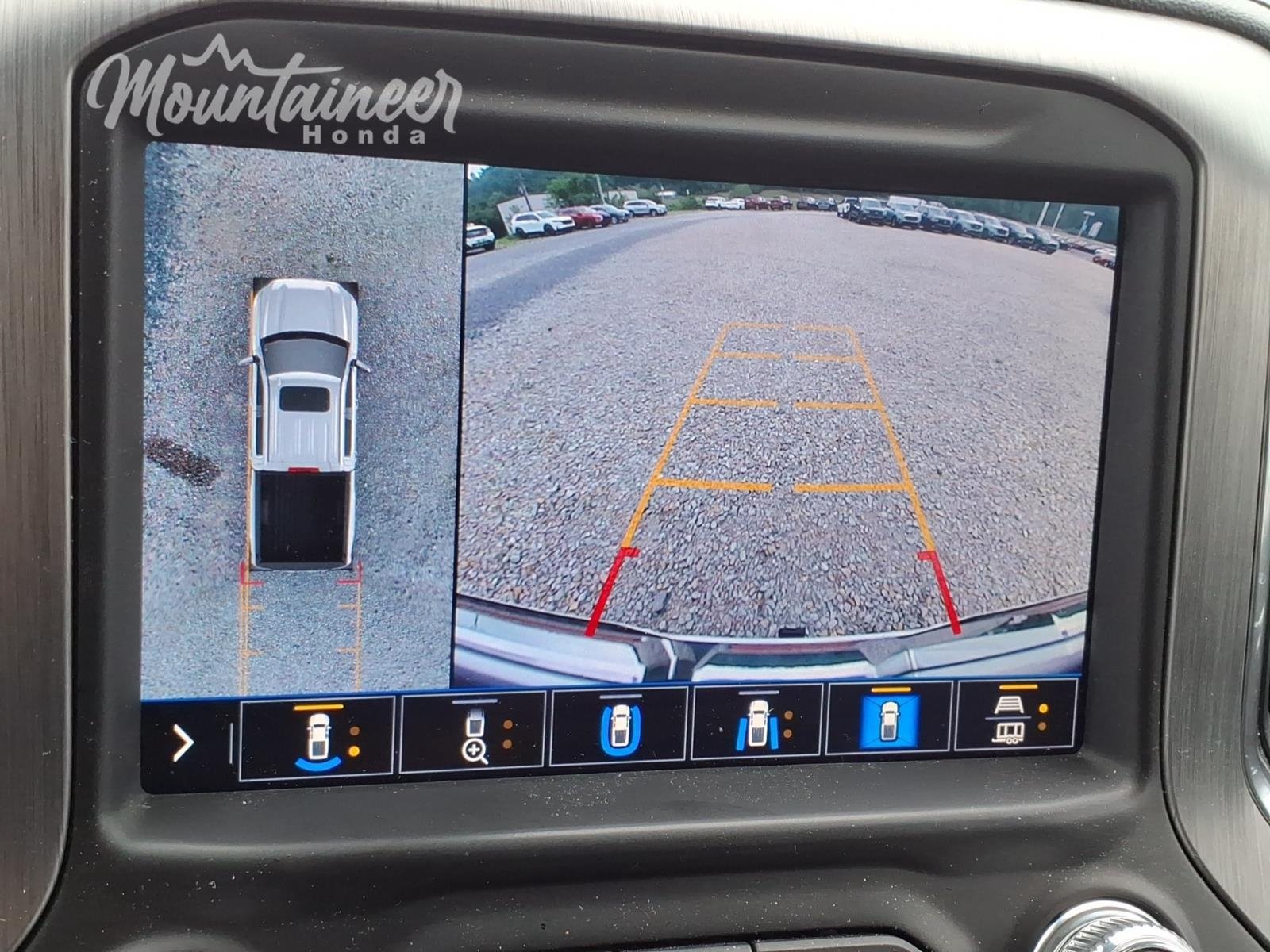 Used 2020 White Frost Tricoat GMC Denali image 36