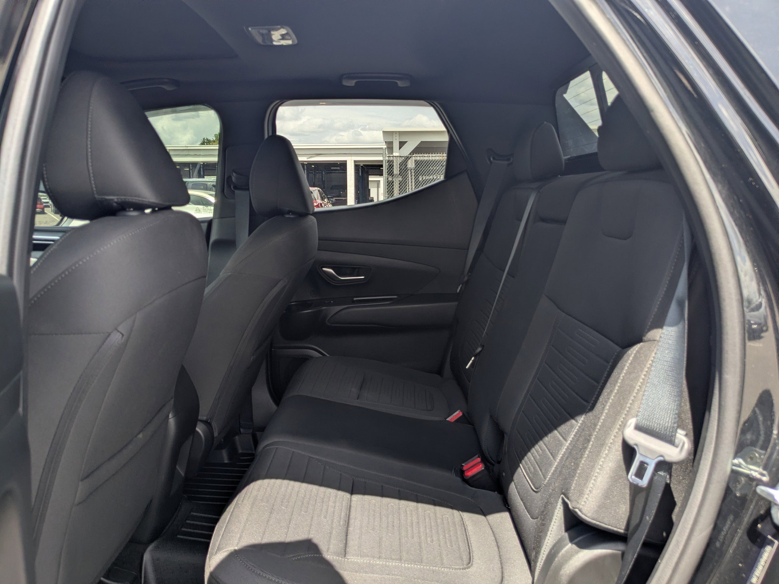 Used 2023  Hyundai SEL Premium image 13
