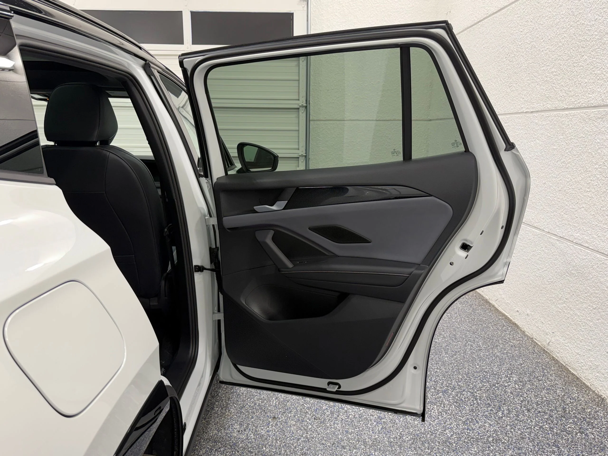 New 2026 White Volkswagen SE R-Line Black image 27