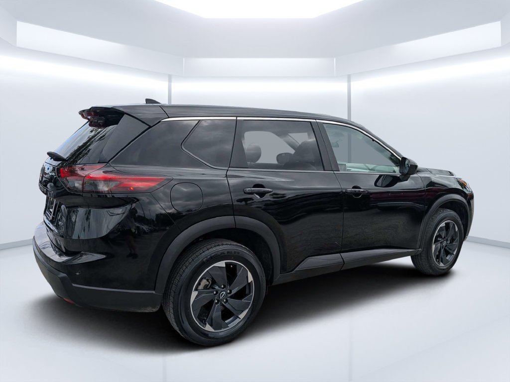 Used 2025 Black Nissan SV image 3