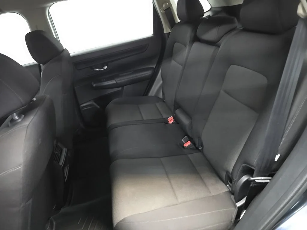 Used 2024 Meteorite Gray Metallic Honda LX image 33