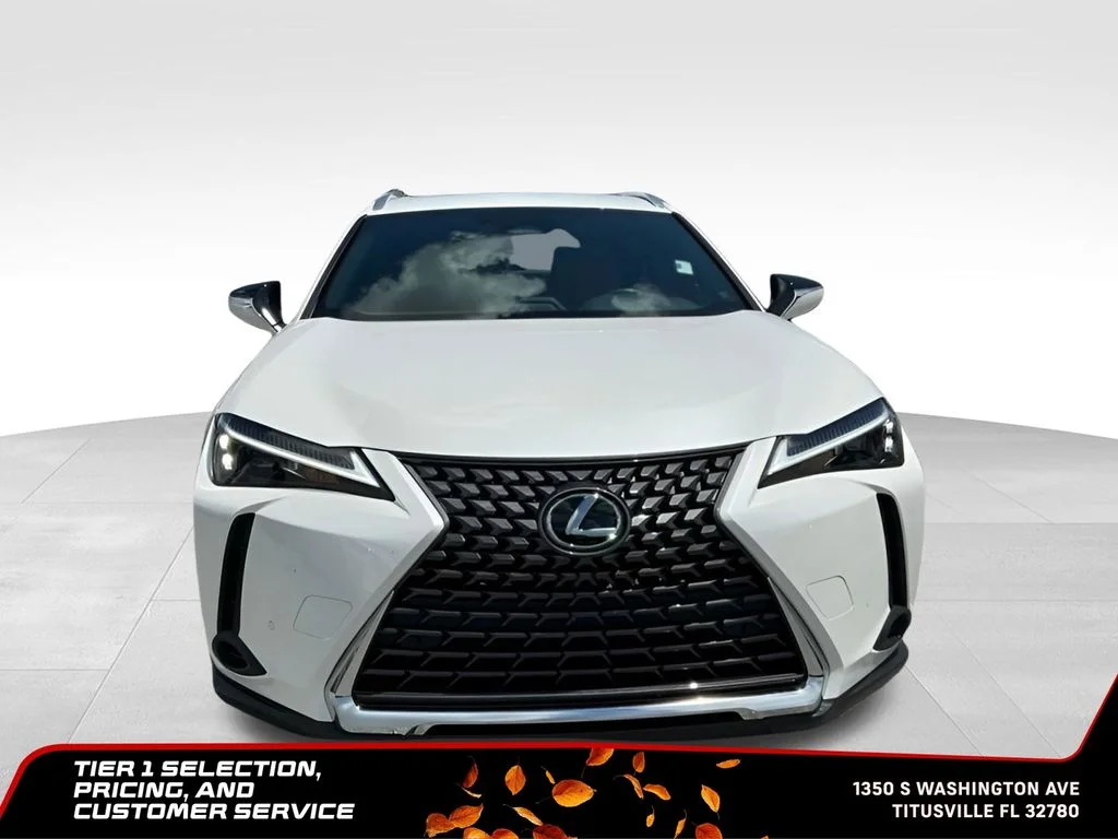 Used 2025 White Lexus 300h Premium image 13