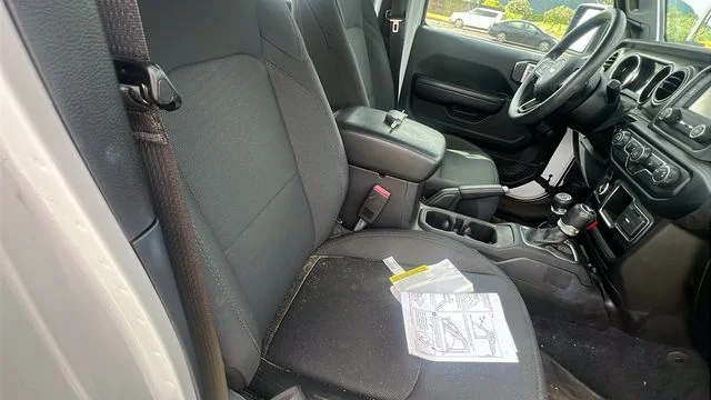 Used 2019 White Jeep Unlimited Sport image 11