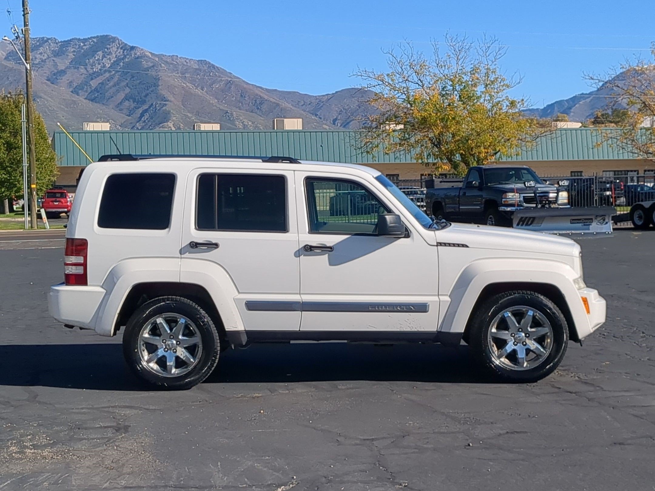 Used 2009 Jeep Liberty Limited with VIN 1J8GN58K29W550144 for sale in Ogden, UT