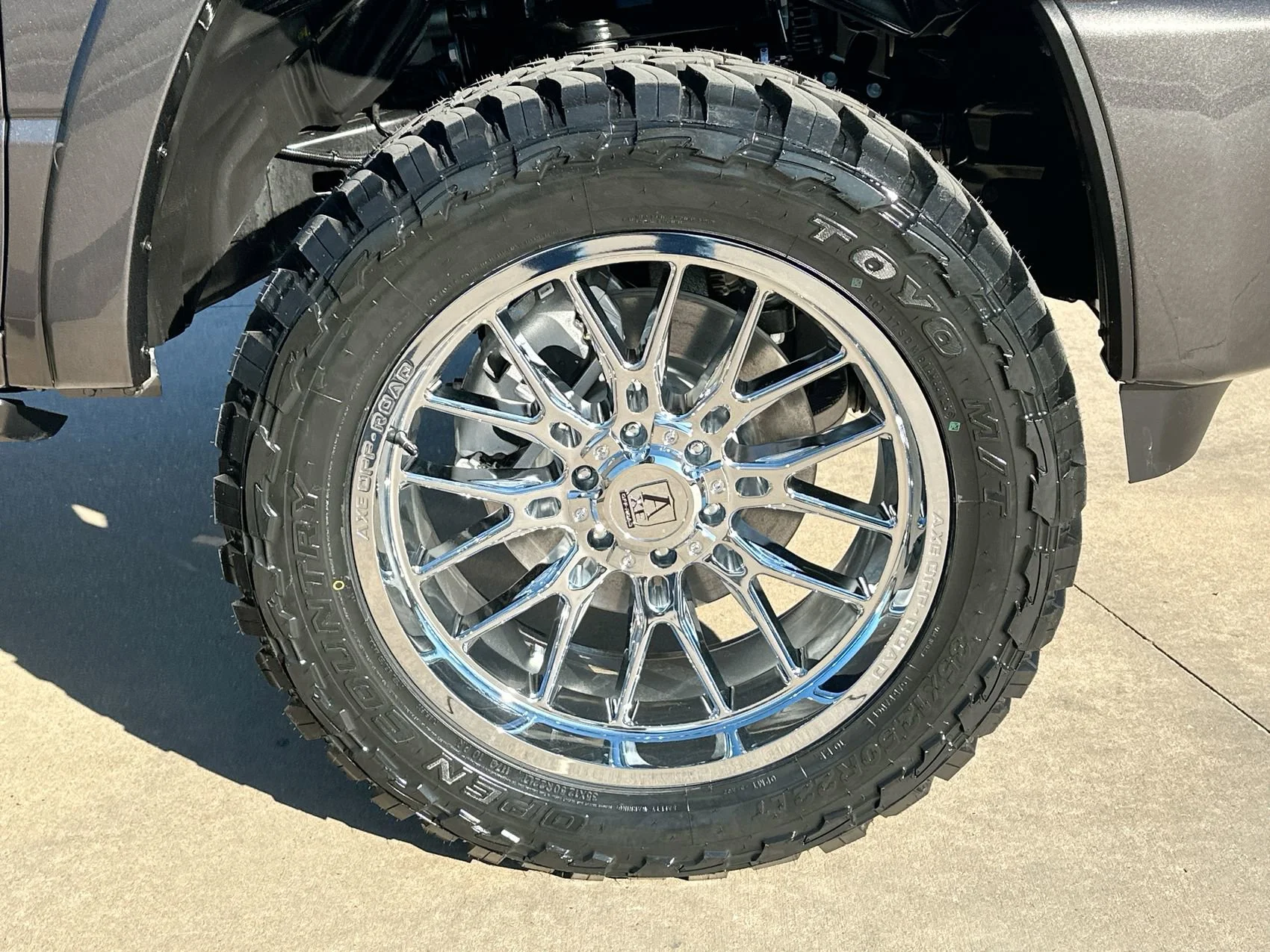 New 2026 Granite Crystal Metallic Clearcoat Ram Limited image 10