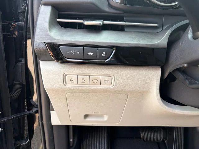 Used 2024 Black Kia EX image 3