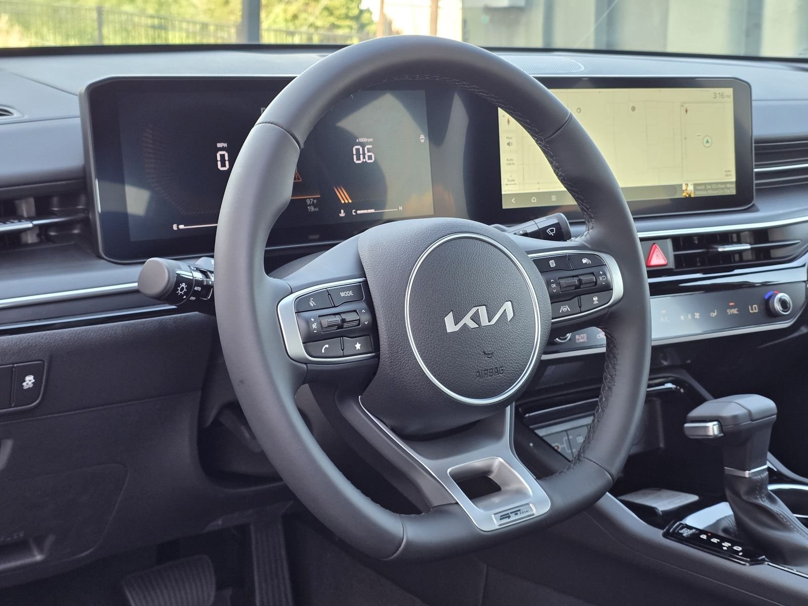New 2026 White Kia GT-Line image 24