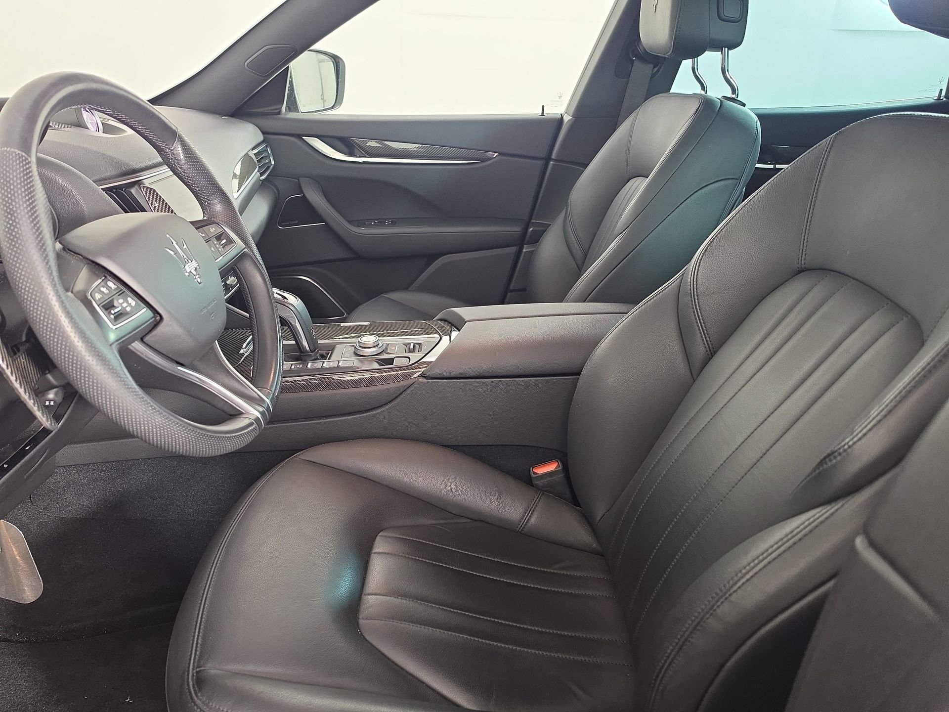 Used 2022 Gray Maserati Modena image 15