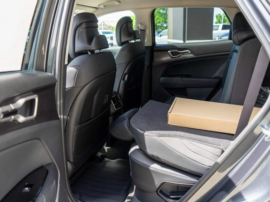 2025 Kia Sportage EX Hybrid - Photo 12
